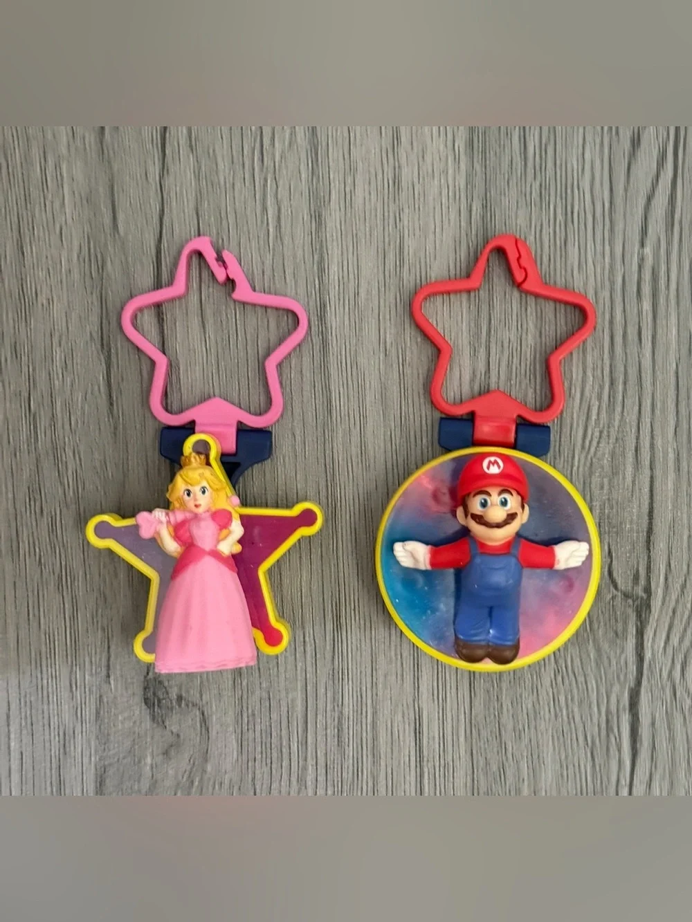 Super Mario Galaxy McDonald’s Happy Meal Toy Keychain Princess Peach and Mario